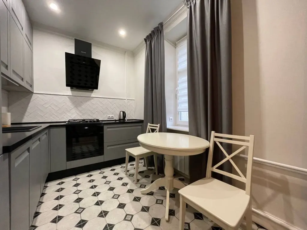 Минск: Апартаменты HomeApart Независимости 42