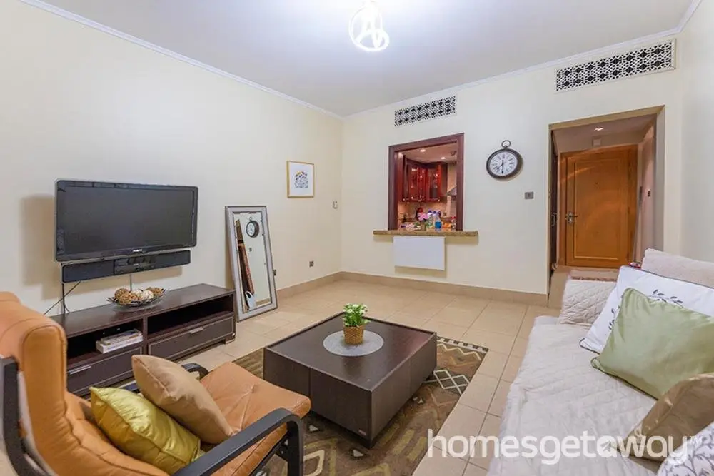 Дубай: HomesGetaway -1 Bedroom Furnished apartment in Kamoon 1