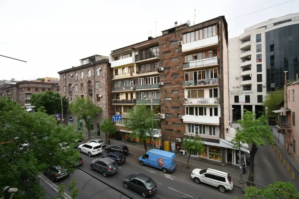 Ереван: Apartment on Nalbandyan street