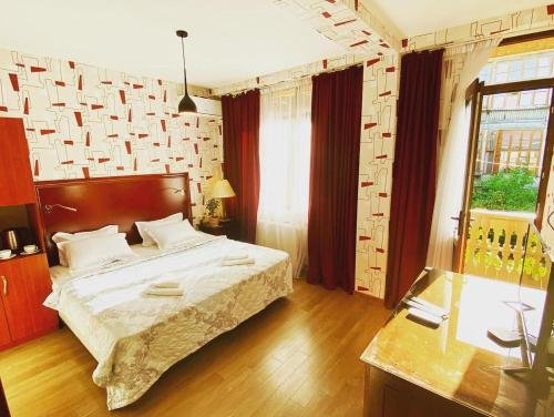 Тбилиси: M.M Hotel