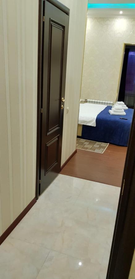Москва: Hotel on Novomarinskaia