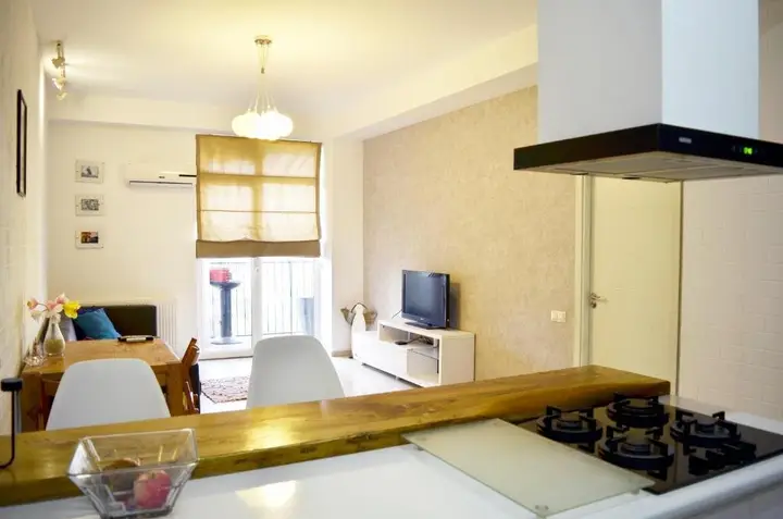 Тбилиси: One bed apartment in Axis Palace 2