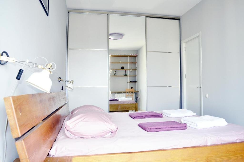 Тбилиси: One bed apartment in Axis Palace 2