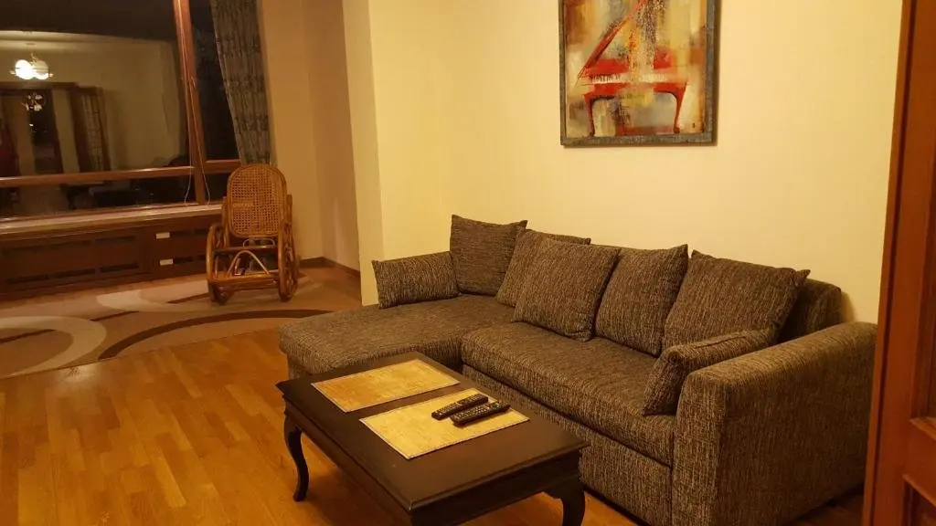 Тбилиси: Tbilisi City Center Apartment With View
