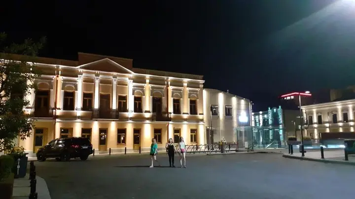 Тбилиси: Near Rustaveli apartment