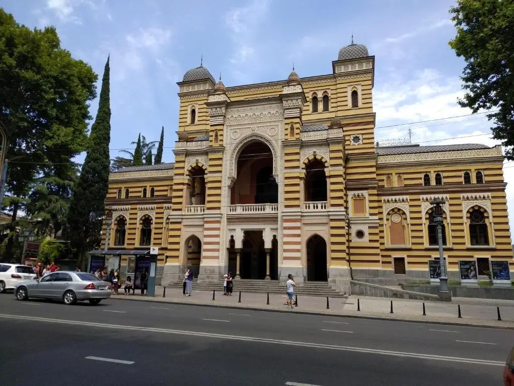 Тбилиси: Near Rustaveli apartment