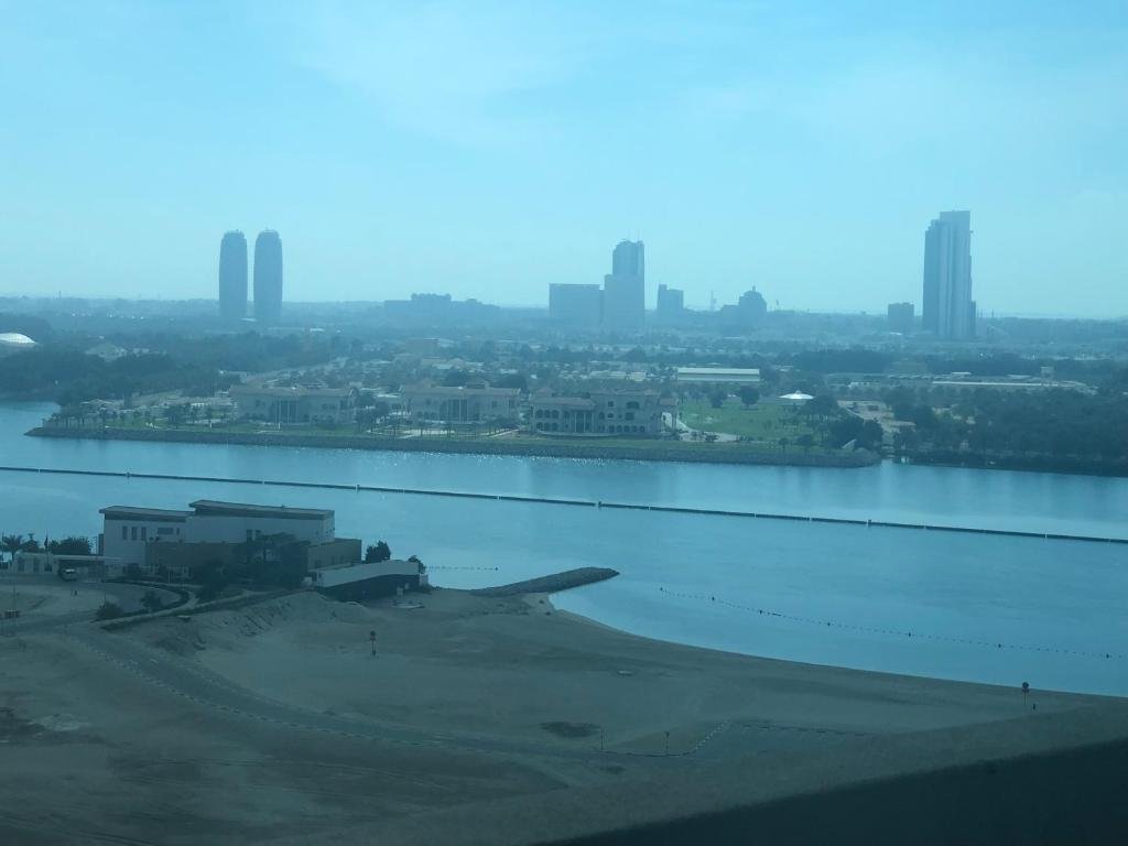 Абу-Даби: Most beatiful island in the city