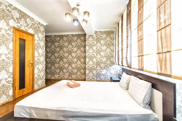 Астана: Apartment on Dostyk 12