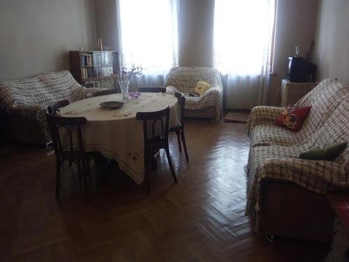Сигнахи: Guest House Shuma