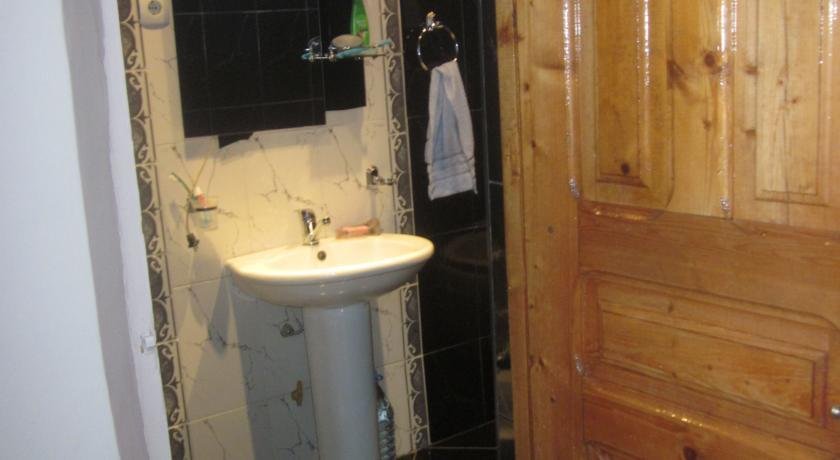 Степанцминда: Guest House on Kostava