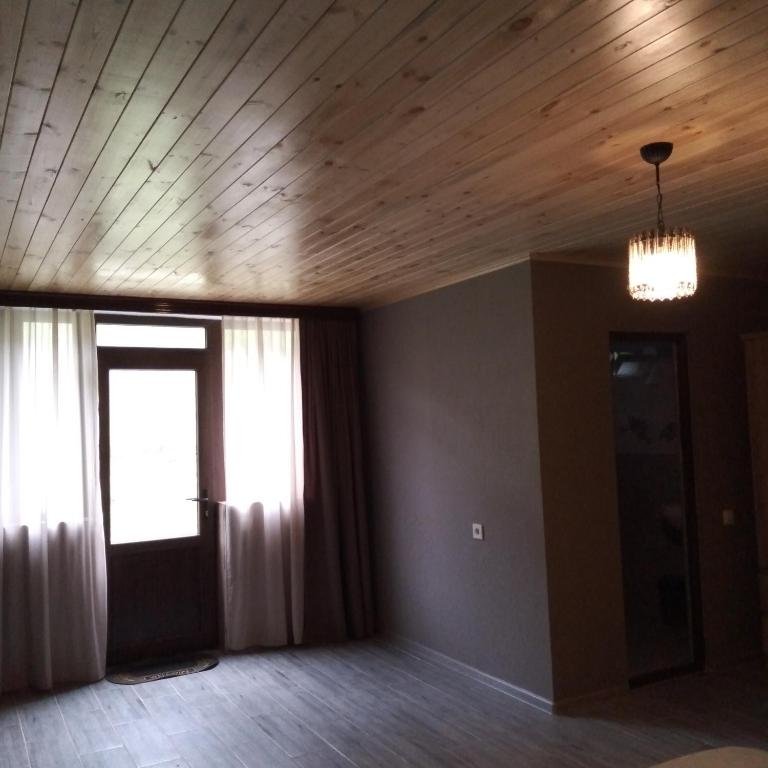 Степанцминда: Guest House Nikoloz