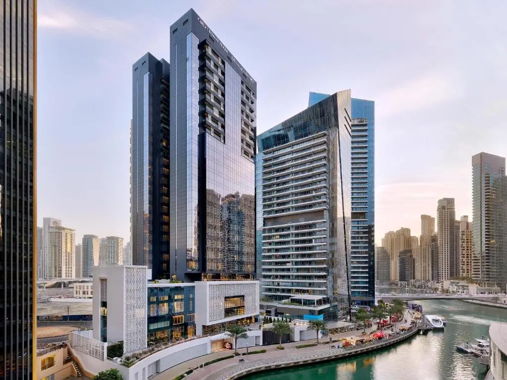 LUX Holiday Home Dubai Marina JBR - Silverene Towers — фото 1