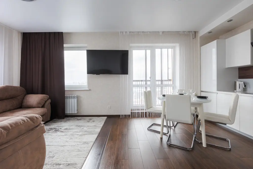 Новосибирск: 3kh Komnatnye Ippodromskaya Apartments