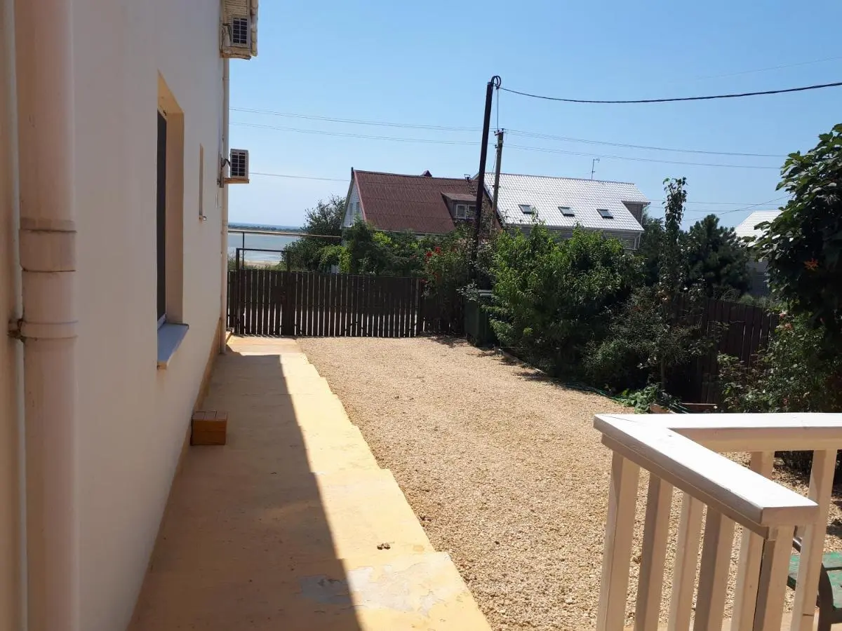 Анапа: Guest House Chernomorskaya 8A