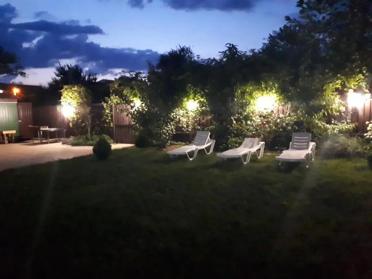 Анапа: Guest House Chernomorskaya 8A