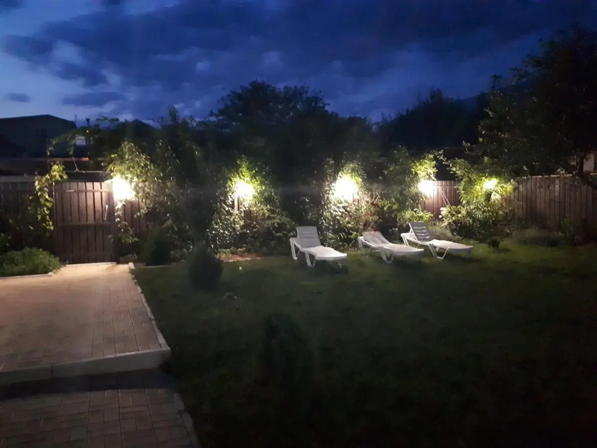 Анапа: Guest House Chernomorskaya 8A