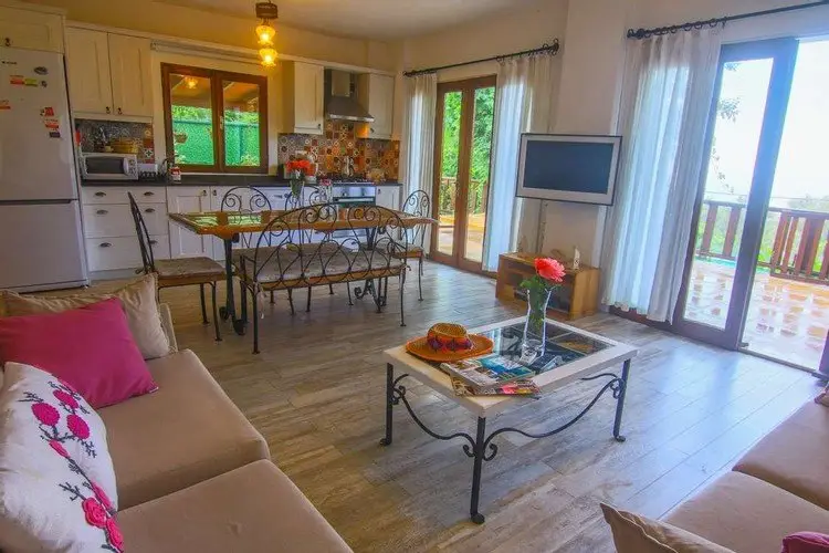 Исламлар: Villa Daphne