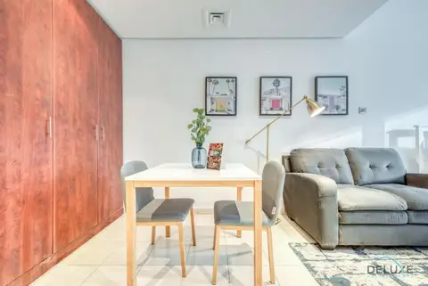Calm Studio at Lake View Tower JLT by Deluxe Holiday Homes — фото 1