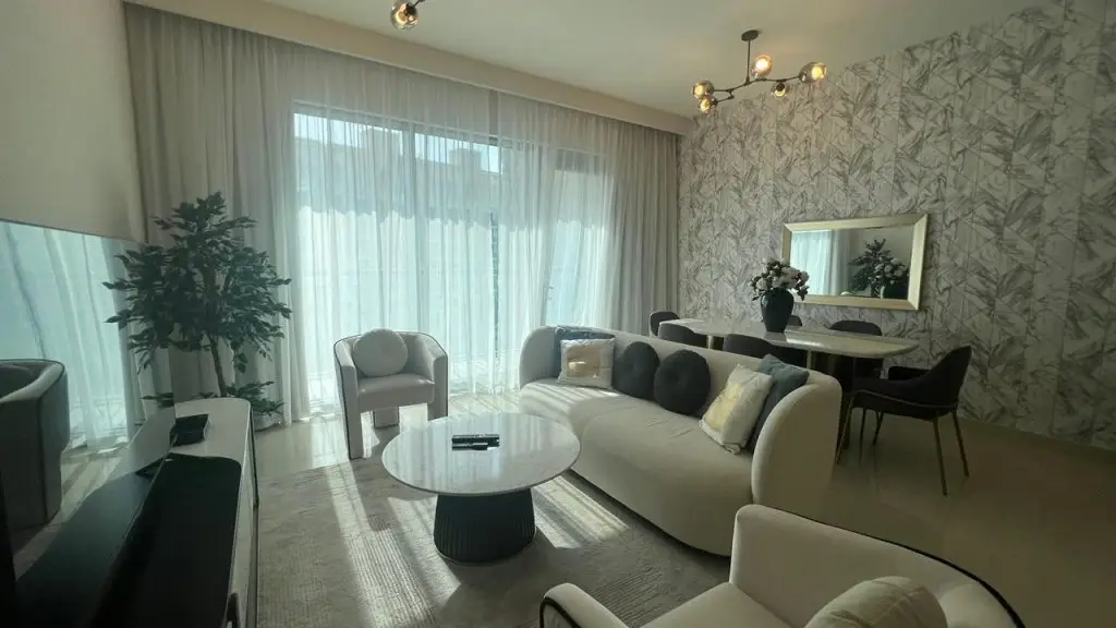 Дубай: Apartments Wonderful 2BR With Balcony Dubai creek Harbour
