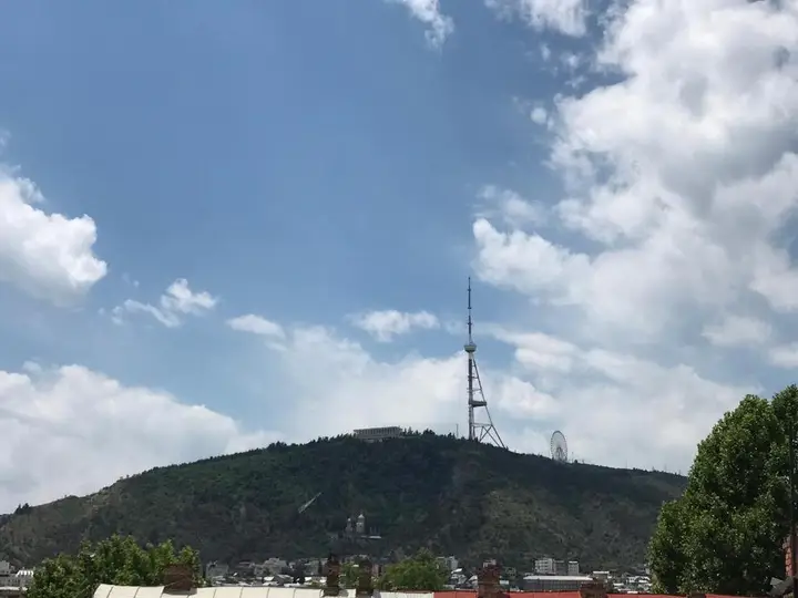 Тбилиси: D