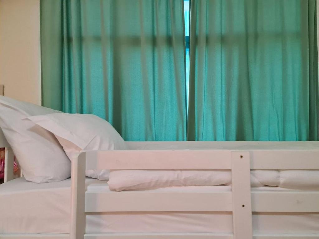 Дубай: Green Sky Hostel