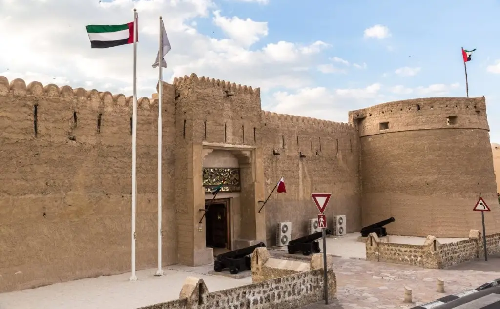 Дубай: Al Khayam Hotel