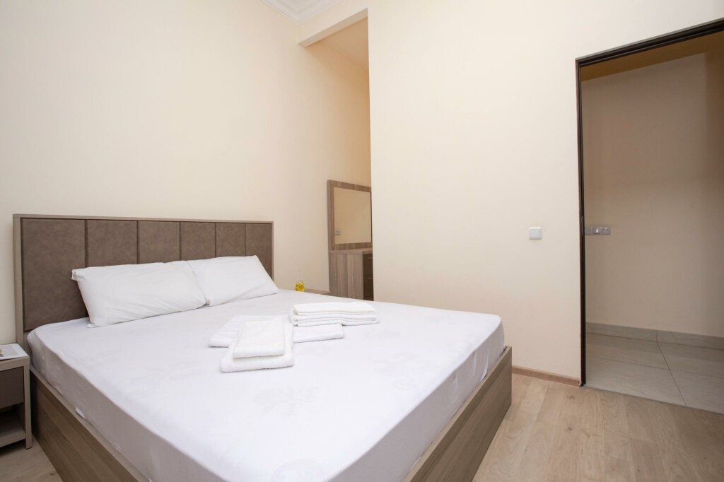 Ереван: Stay Inn (Стей Инн) на проспекте Месропа Маштоца 5A
