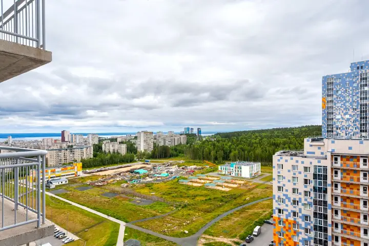 Петрозаводск: Апартаменты PtzHome студия на 19-м этаже