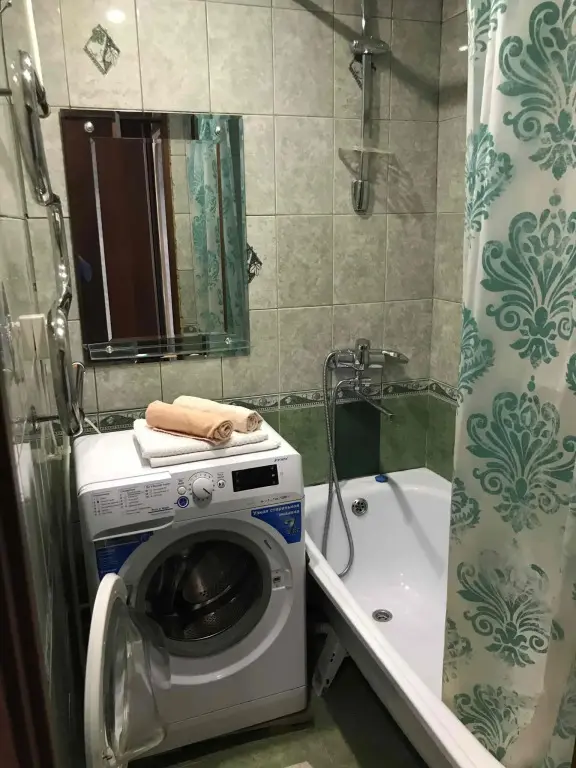 Петрозаводск: Апартаменты на улице Кондопожской 3