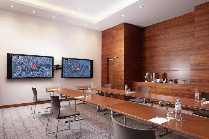 Минск: Отель Minsk Marriott TGB