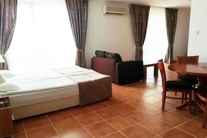 Цагери: Efir Aparthotel