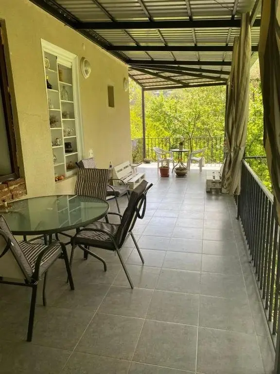 Сигнахи: Guest House Sarajishvilze