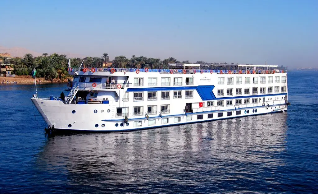 Луксор: MS. Semiramis llI Nile cruise