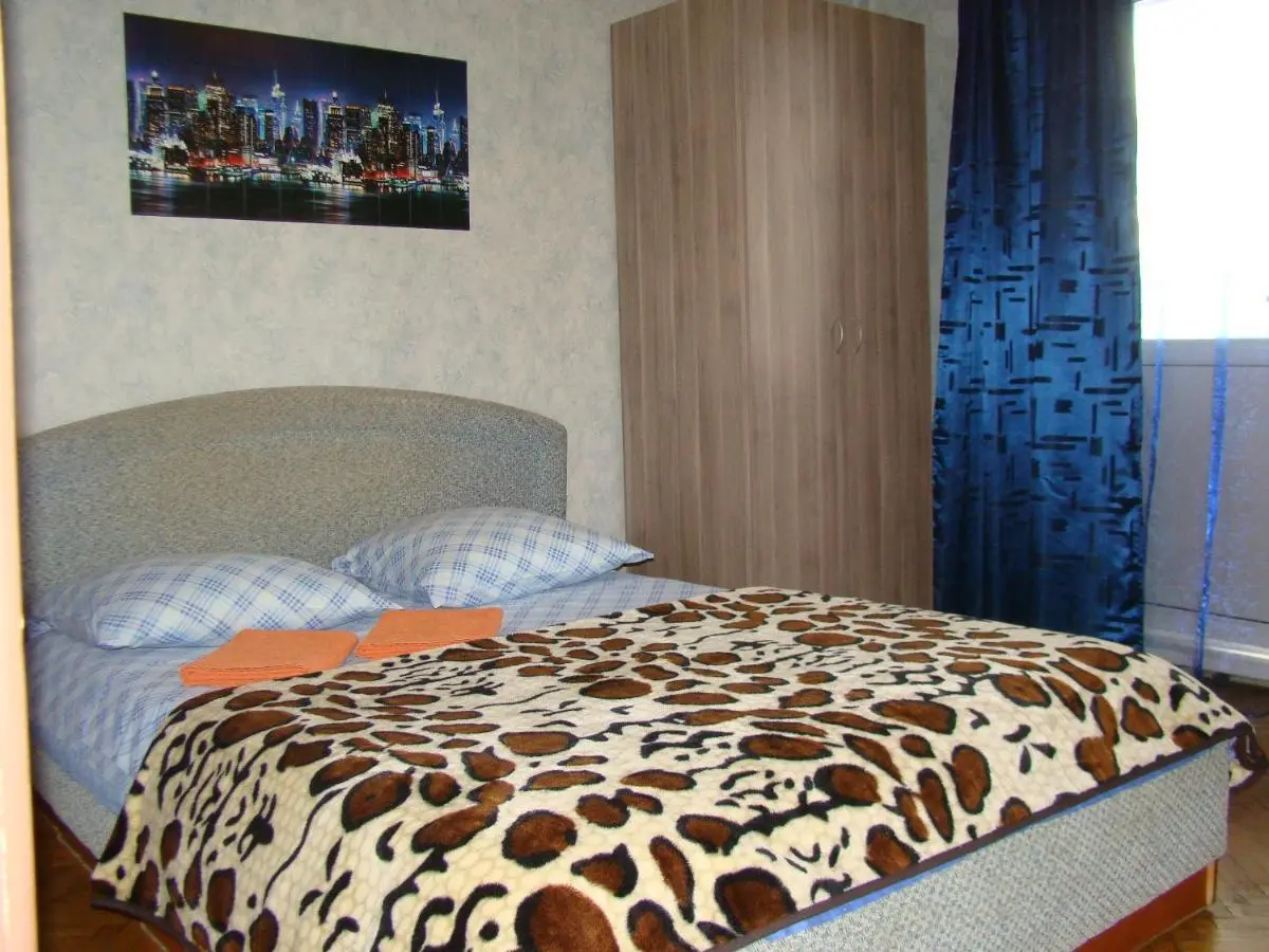 Москва: Меблированные комнаты Otelplus na Vernadskogo