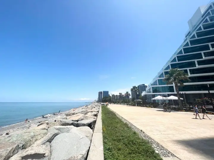Батуми: Apartments Beachfront Batumi View Apartments by Globalstay