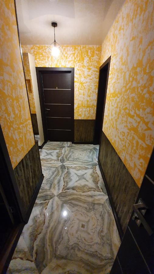 Москва: Hotel Uyut on Belovejskaya 57