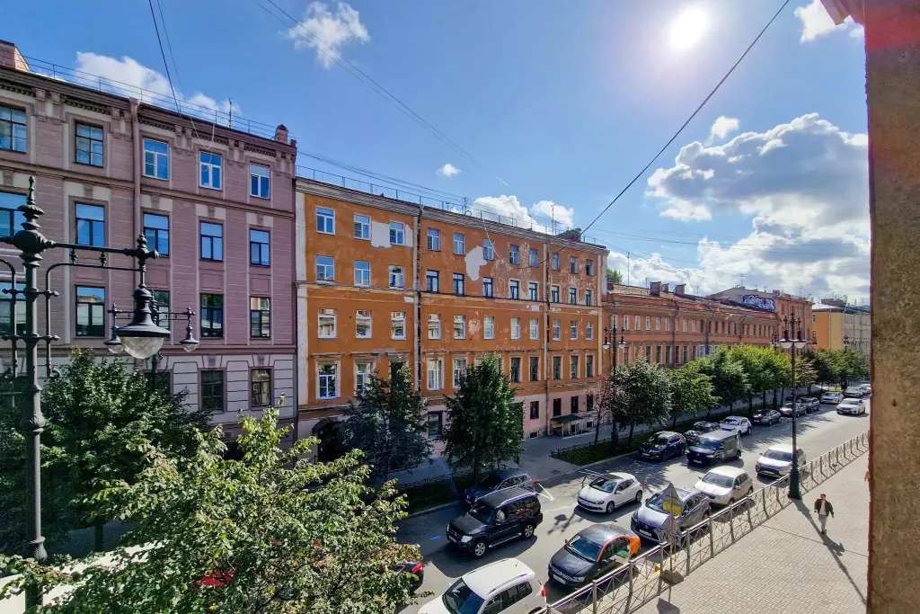 Санкт-Петербург: Жилое Помещение Light house на Маяковского 28б