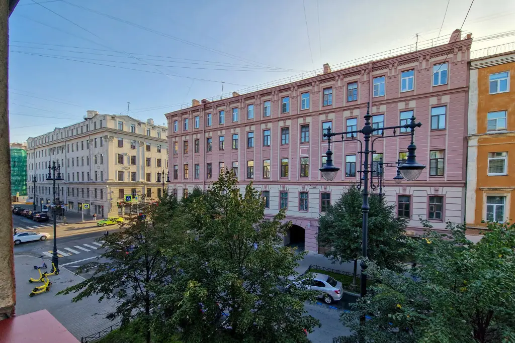 Санкт-Петербург: Жилое Помещение Light house на Маяковского 28б