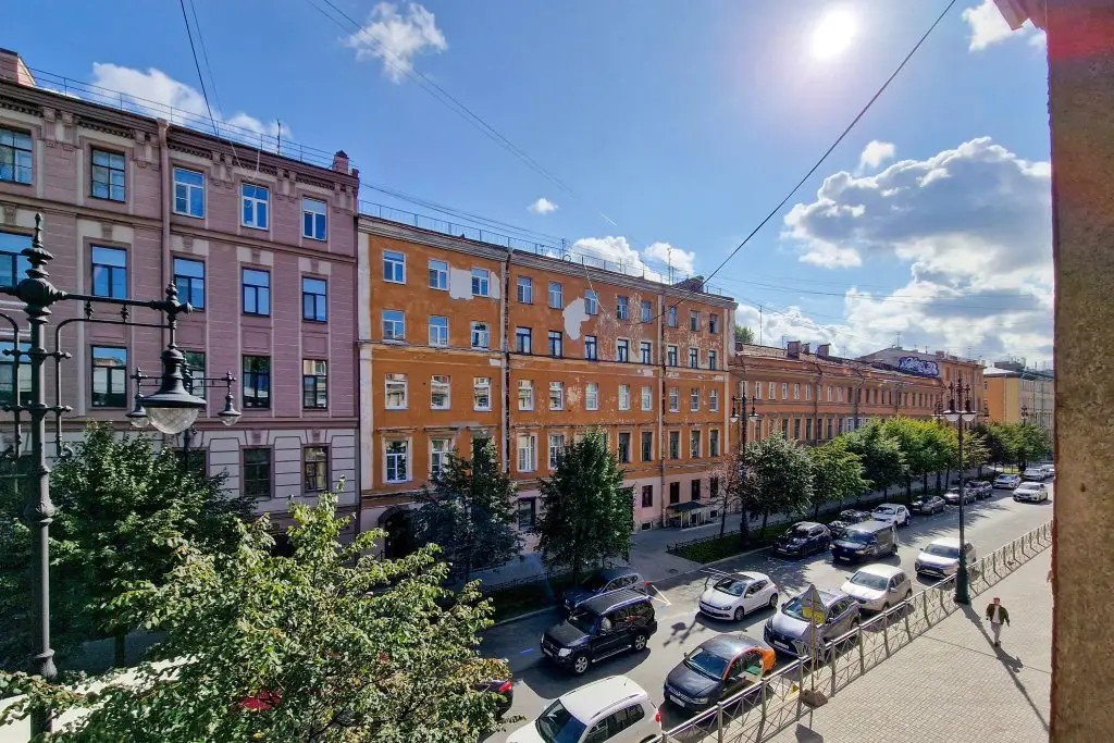 Санкт-Петербург: Жилое Помещение Light house на Маяковского 28б
