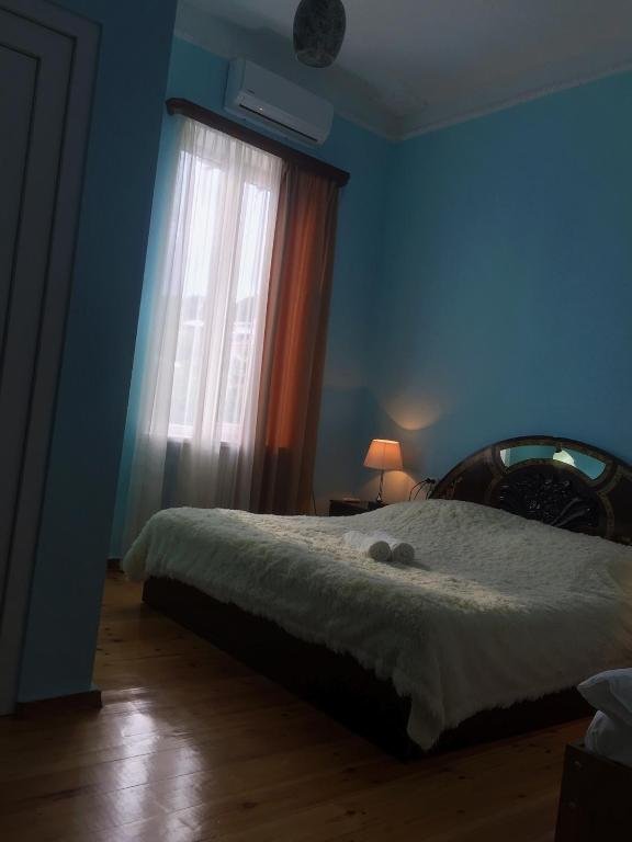 Кутаиси: Holiday House
