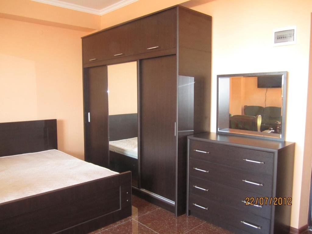 Кутаиси: One apartament