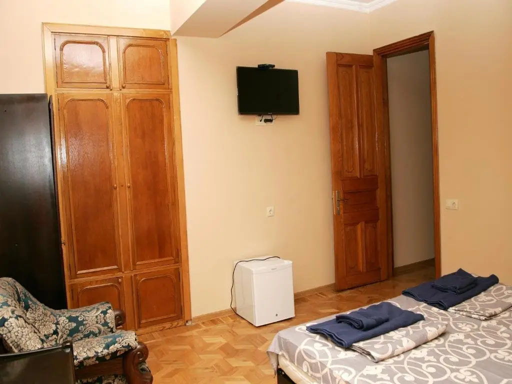 Кутаиси: Two Towers Guest House