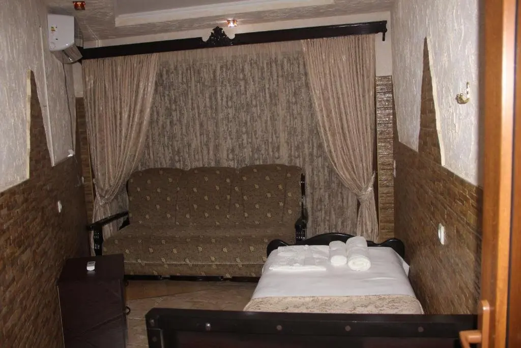Кутаиси: Roshu Guesthouse