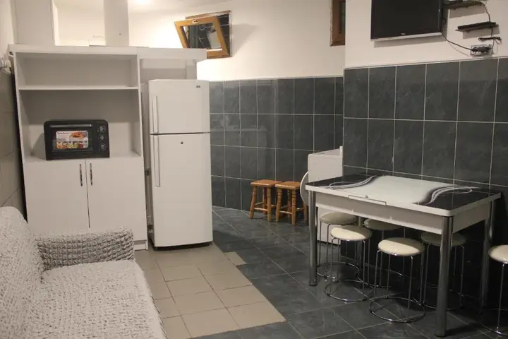 Кутаиси: Roshu Guesthouse