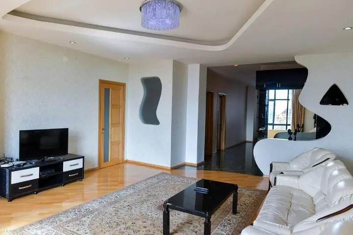 Кутаиси: Balakhvani Home