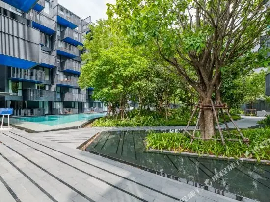 Кату: The Deck Patong by Joy