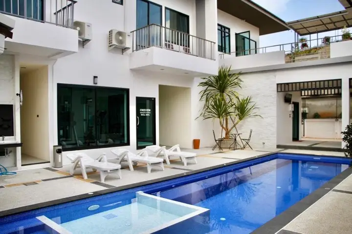 Сураттхани: Top Residence