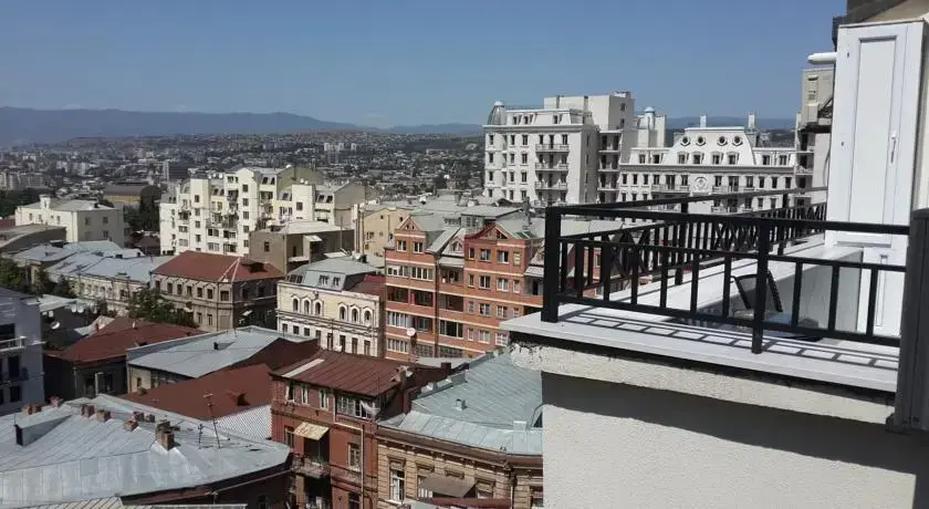 Тбилиси: The Pearl of Mtatsminda Apartment