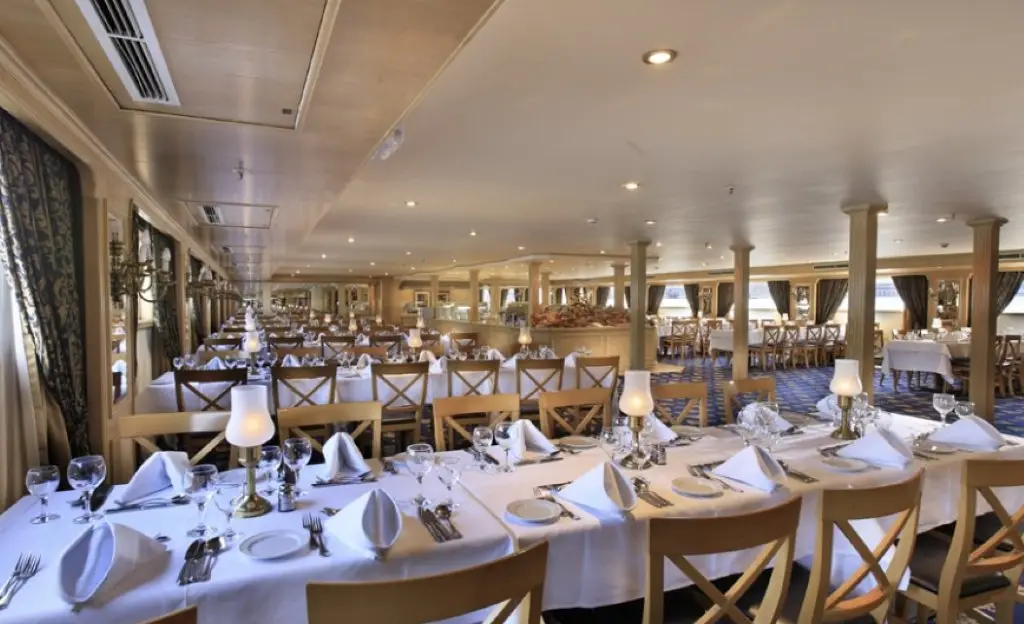 Луксор: M/S Crown Emperor (luxor)