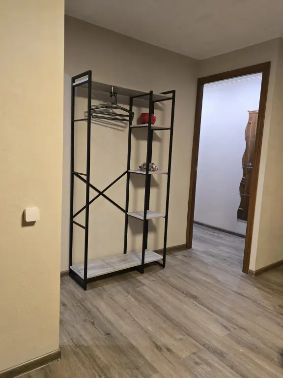 Мурманск: Апартаменты Apartment overlooking the library